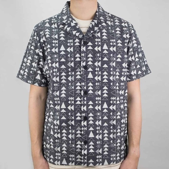 NWOT Folk SS Soft Collar Shirt Tile Print White Size 5 - Picture 1 of 10